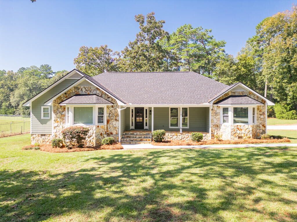 Property Photo:  118 Archie Drive  GA 31763 