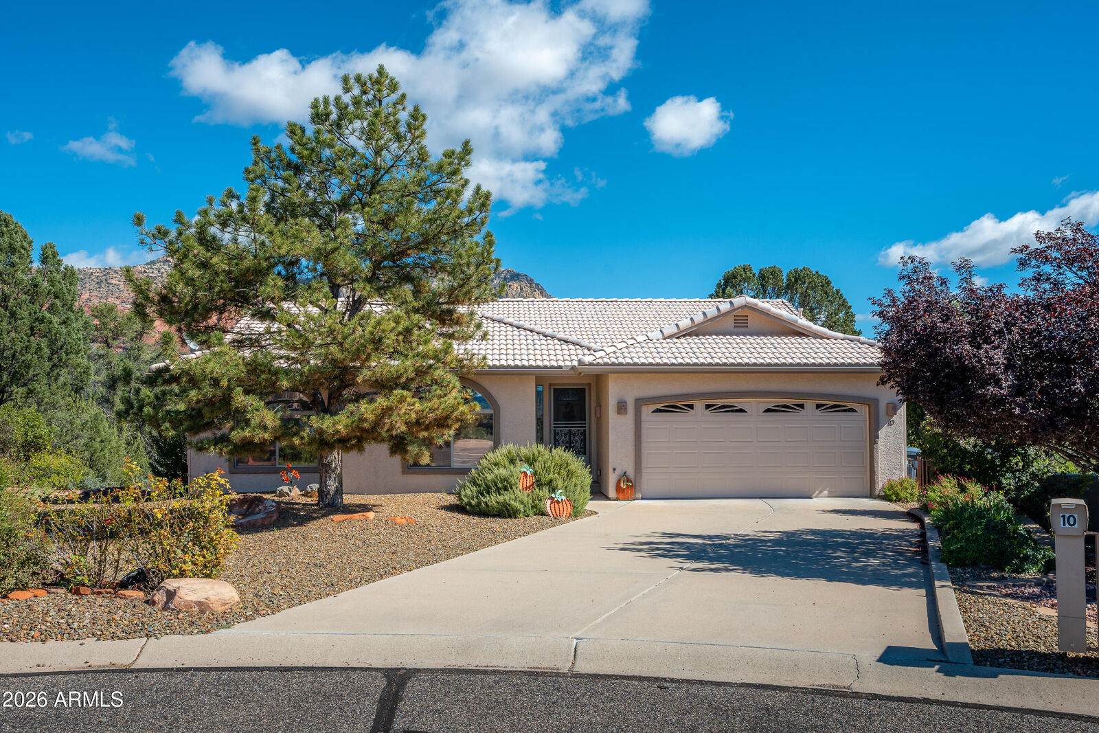 Property Photo: 10 Alta Vista Drive AZ 86351