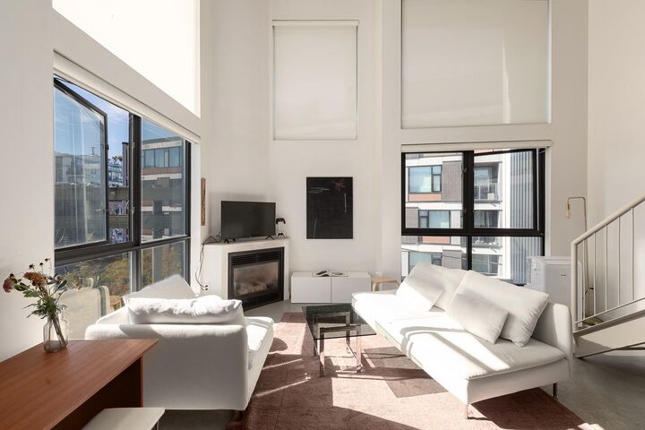 Property Photo:  234 E 5th Avenue 404  BC V5T 1H3 