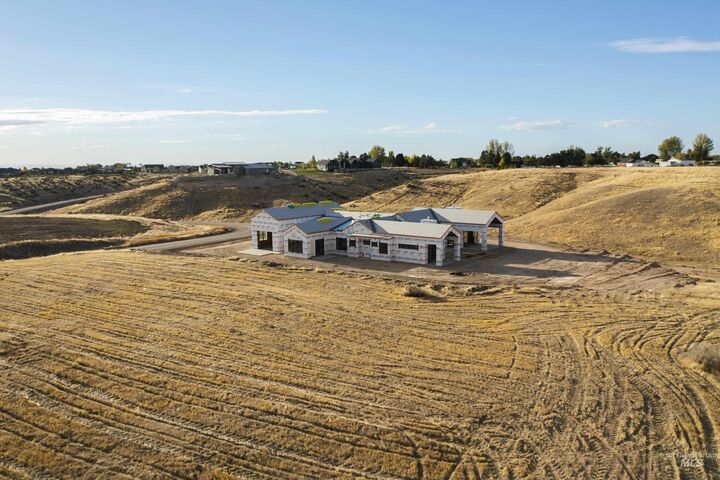 Property Photo: 8134 Quail Hollow Dr ID 83644