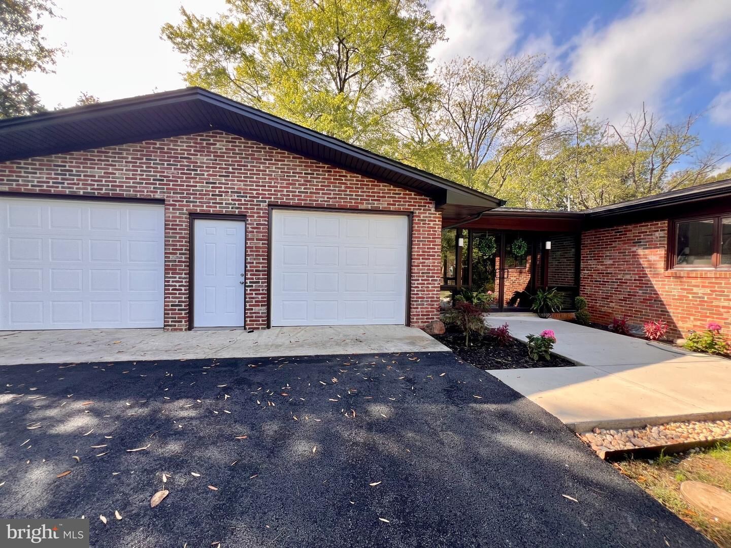 Property Photo: 270 Ferry Road VA 22405