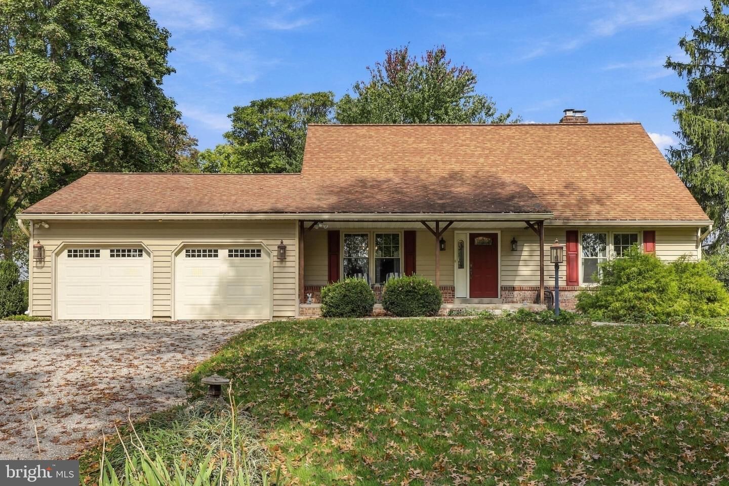 Property Photo:  6485 Dark Hollow Road  PA 17368 
