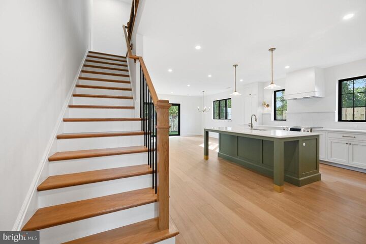 Property Photo:  1227 N Quincy Street  VA 22203 