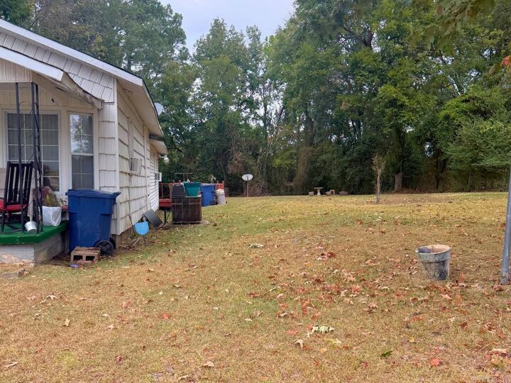 Property Photo:  668 Pearl St.  AR 71701 