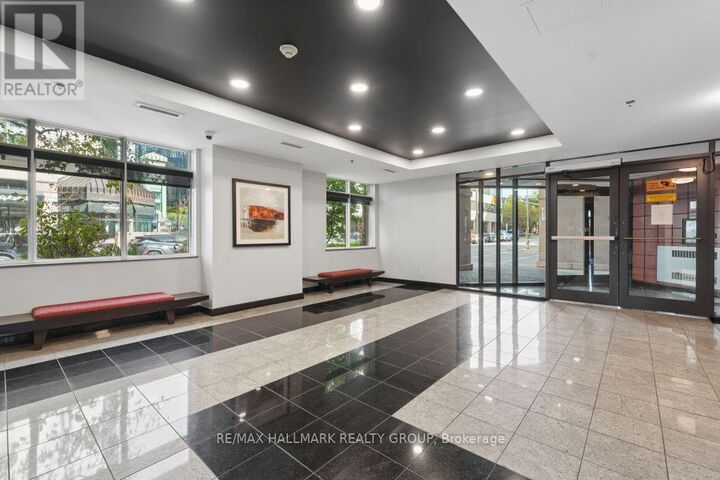 Property Photo:  445 West Laurier Avenue West 302  ON K1N 6R4 