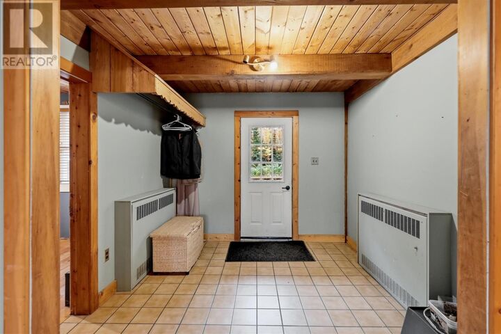 Property Photo:  816 Pine Shores Rd  ON P0S 1E0 