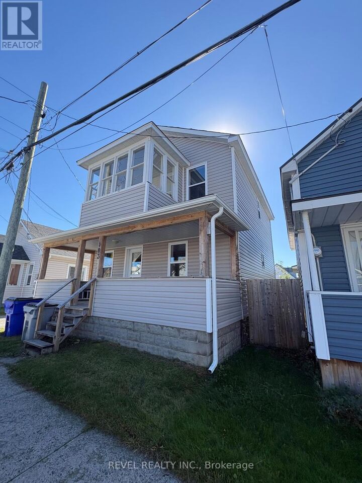 Property Photo:  103 Commercial Avenue  ON P4N 2W9 