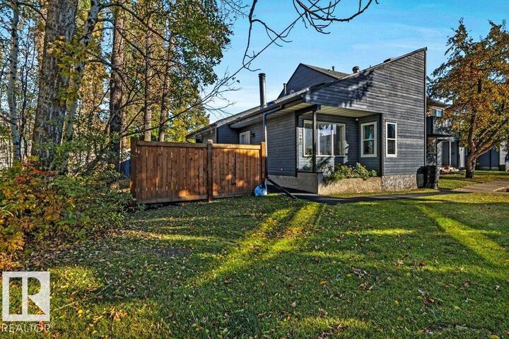 Property Photo:  81 Garden Road 107  AB T8N 6H7 