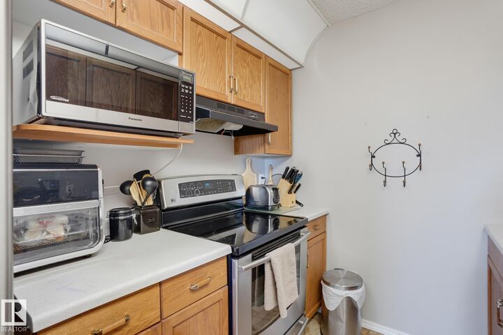 Property Photo:  18020 95 Avenue NW 407  AB T5T 6B2 