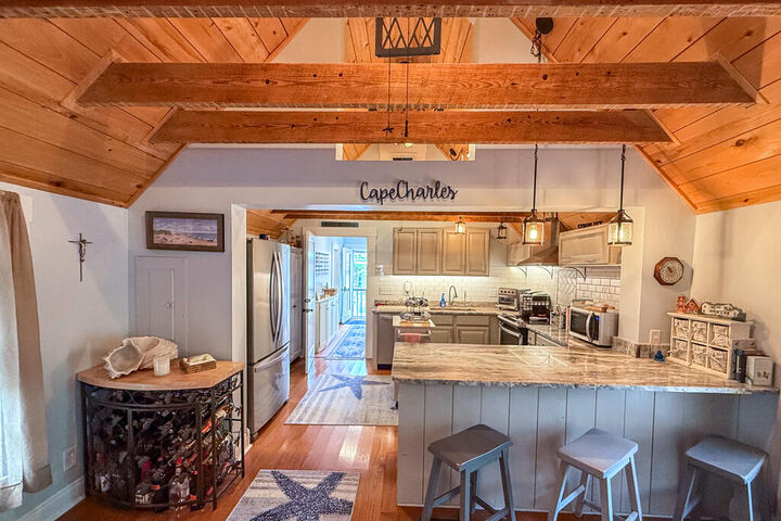 Property Photo: 501 Tazewell Ave VA 23310