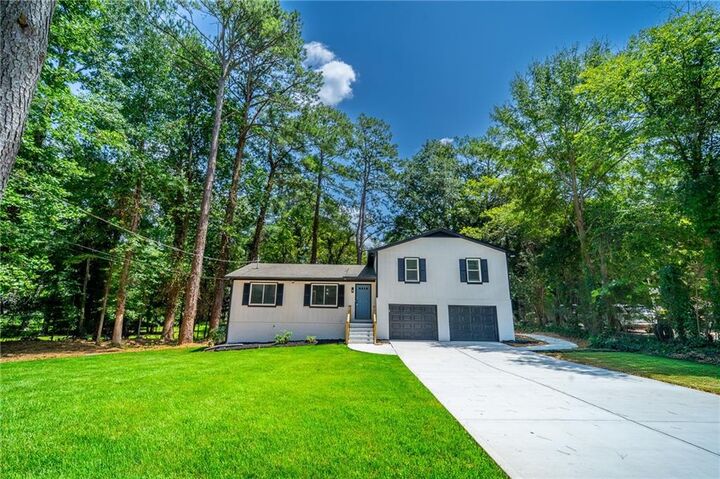 Property Photo:  1158 Research Drive NE  GA 30066 