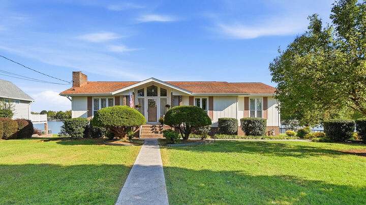 Property Photo:  422 Housley Circle  TN 37321 