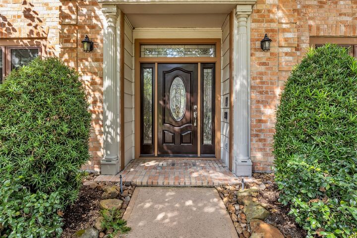 Property Photo: 5907 Rocky Brook Drive TX 77345