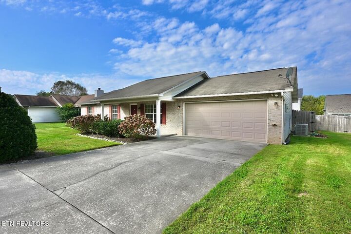 Property Photo: 3021 Best Rd TN 37803