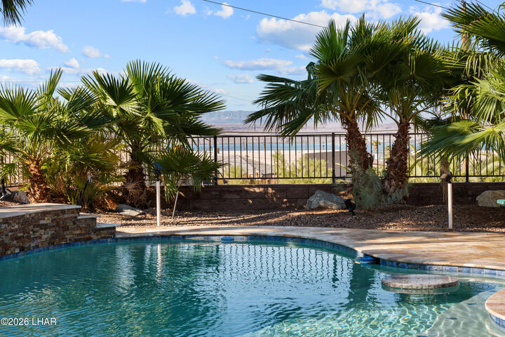 Property Photo:  2698 Arabian Plz  AZ 86404 