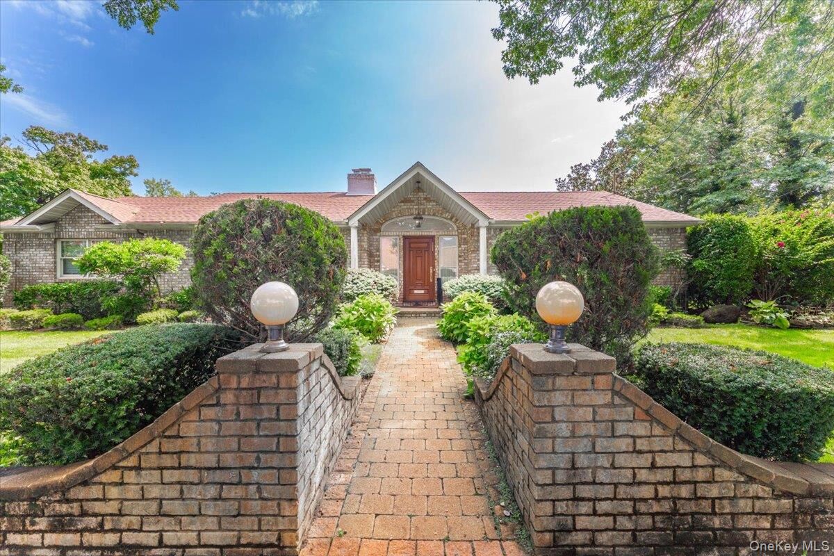 Property Photo: 899 Green Place NY 11598