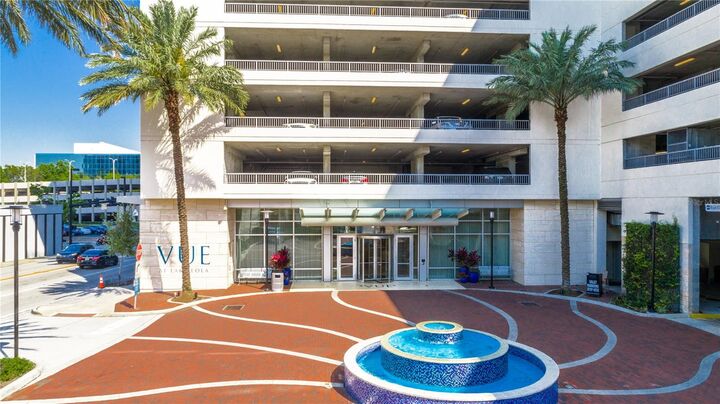 Property Photo:  150 E Robinson Street 615  FL 32801 