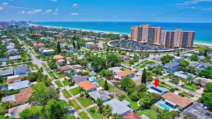 Property Photo:  929 Bruce Avenue  FL 33767 