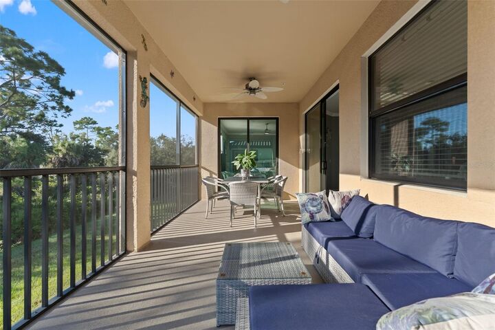 Property Photo: 12480 Ghiberti Circle 201 FL 34293