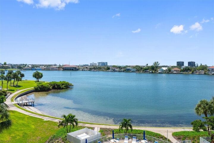 Property Photo: 7902 Sailboat Key Boulevard S 407 FL 33707