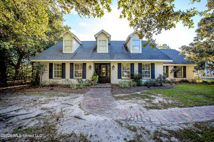 Property Photo:  258 Lovers Lane  MS 39564 