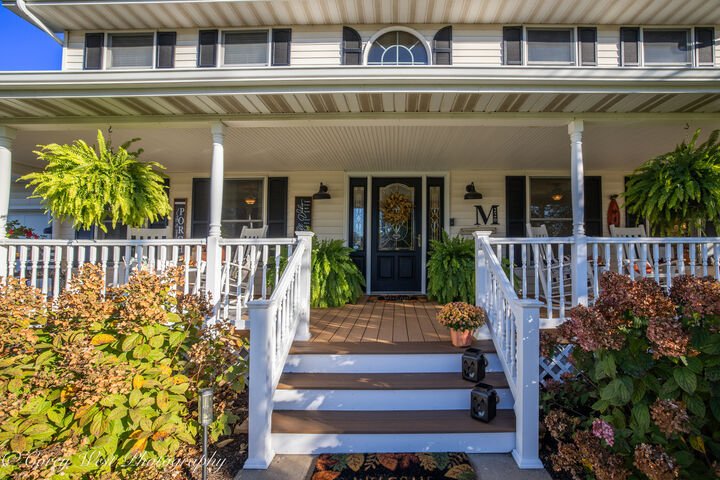 Property Photo:  220 W Fuller Drive  IL 60556 