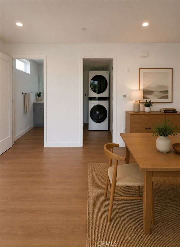 Property Photo:  176 N Catalina Ave 405  CA 91106 