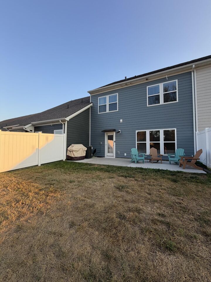 Property Photo:  1076 June Wilde Rdg  TN 37174 