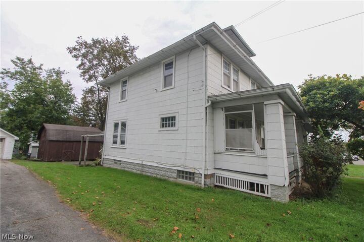 Property Photo: 3908 Mahoning Avenue OH 44515