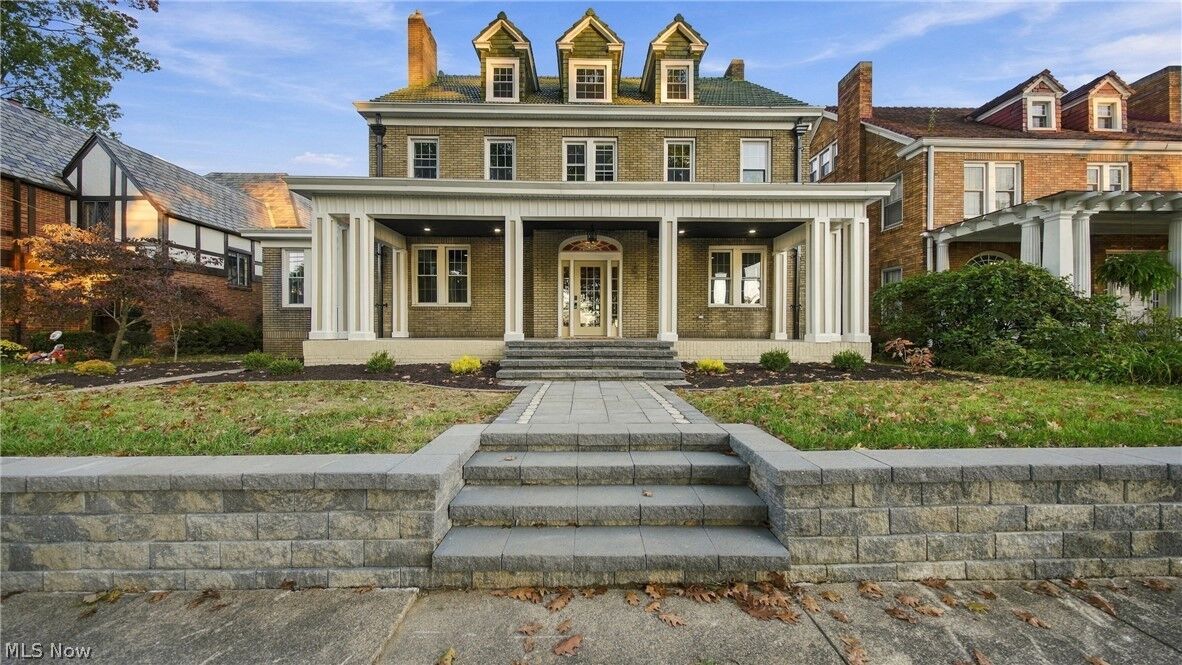 Property Photo: 1702 Market Street WV 26101