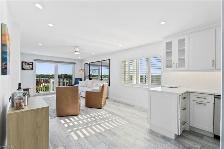 Property Photo:  1300 Gulf Shore Blvd N 703  FL 34102 