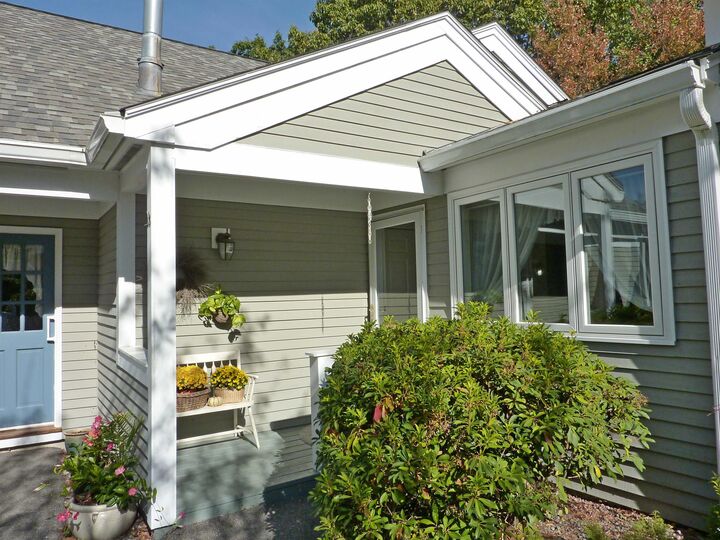Property Photo: 28 Heather Court NH 03062