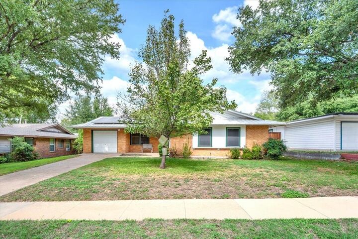 Property Photo:  7812 Ewing Avenue  TX 76116 