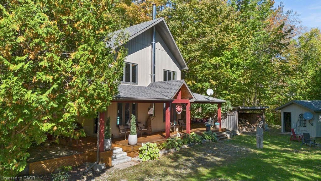 Property Photo:  8 15th Avenue  ON N0H 2T0 