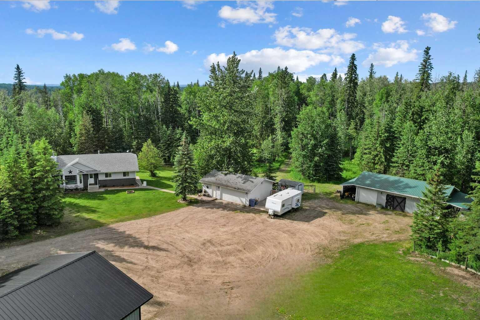 Property Photo:  26, 591026 Range Road 114  AB T7S 2A1 