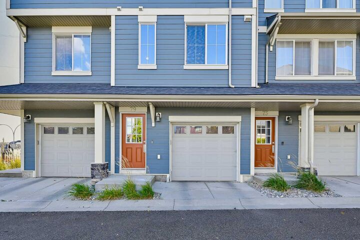 Property Photo:  79 Evansview Gardens NW  AB T3P 0L2 