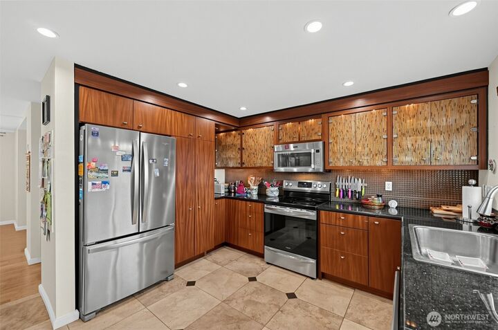 Property Photo: 412 Olympic Avenue WA 98020