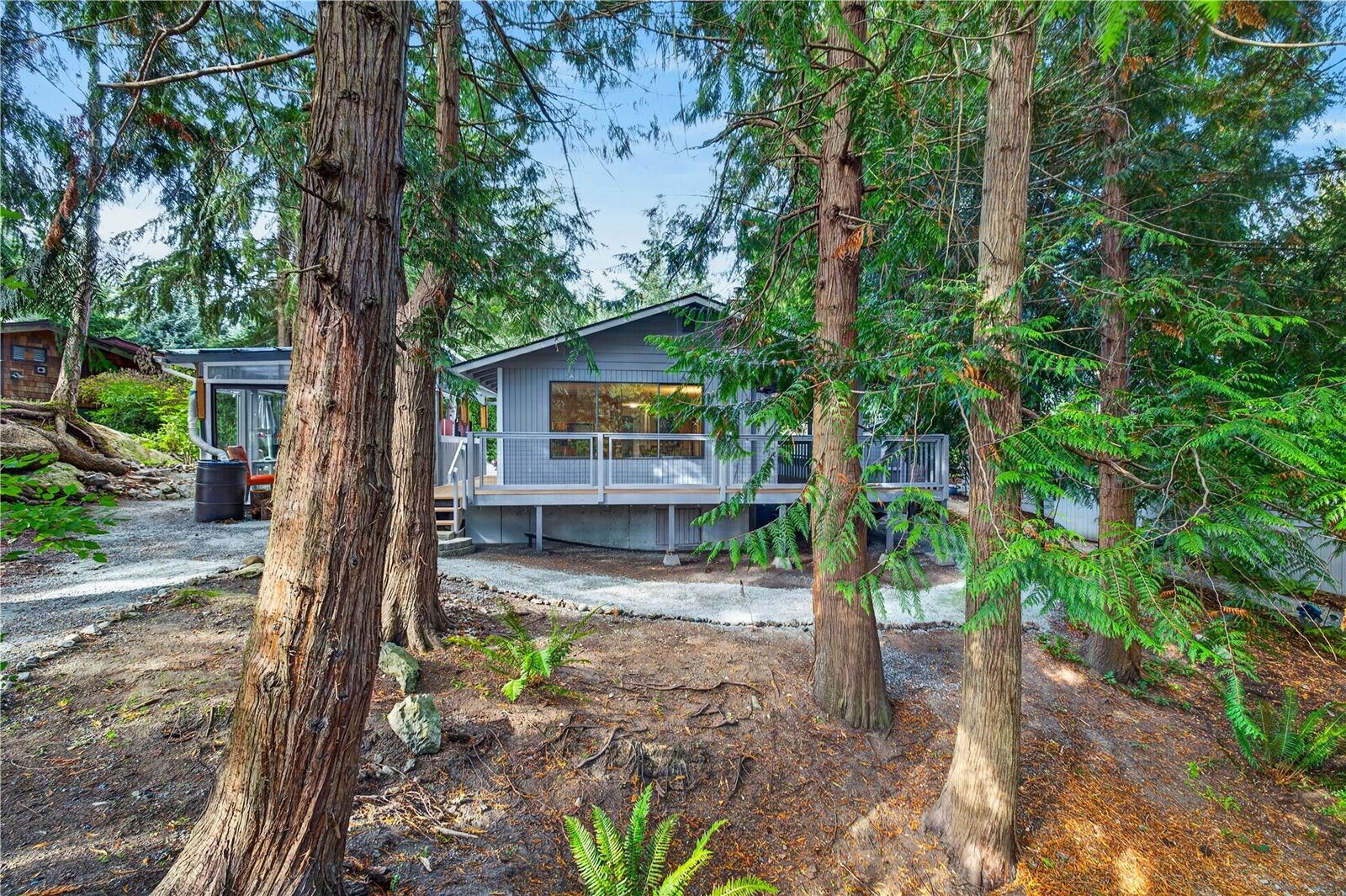 Property Photo: 611 Wanapum Drive WA 98257