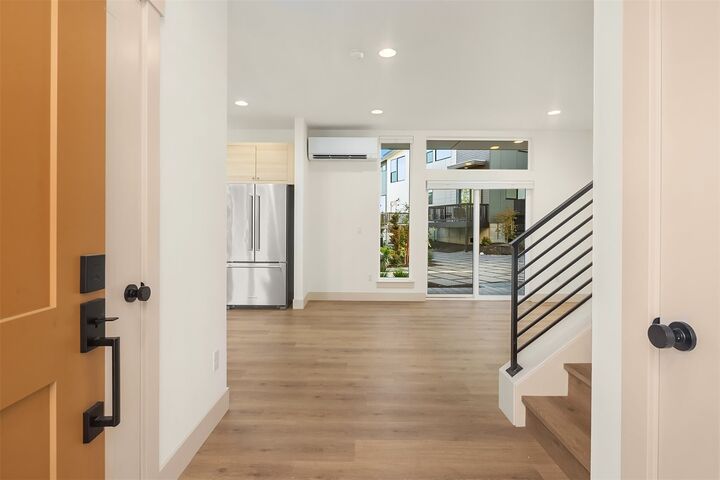 Property Photo:  3003 S Dakota Street  WA 98108 