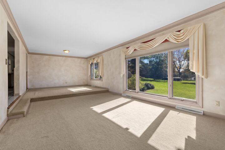 Property Photo: 12456 North Gate Road IL 61073