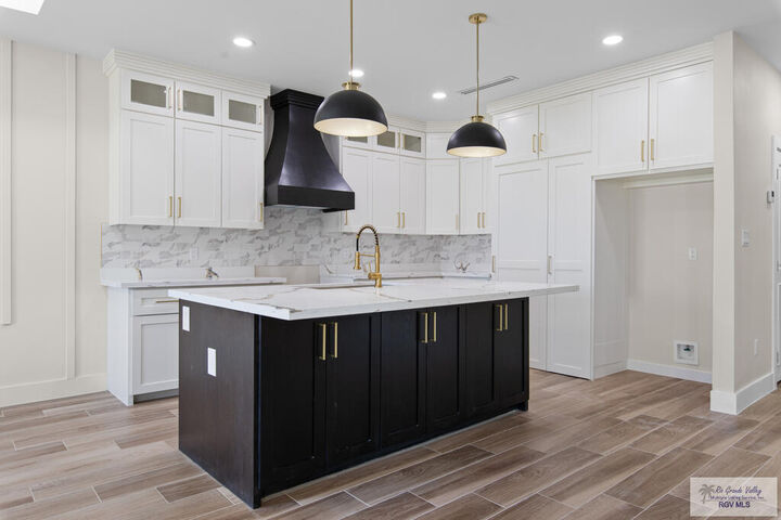 Property Photo: 8914 Zoar Lake TX 78520