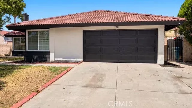 Property Photo:  25660 Dracaea  CA 92553 