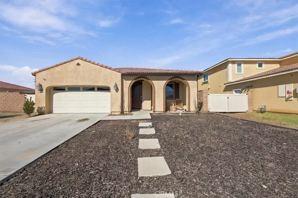 Property Photo:  28886 Cattleman Circle  CA 92585 