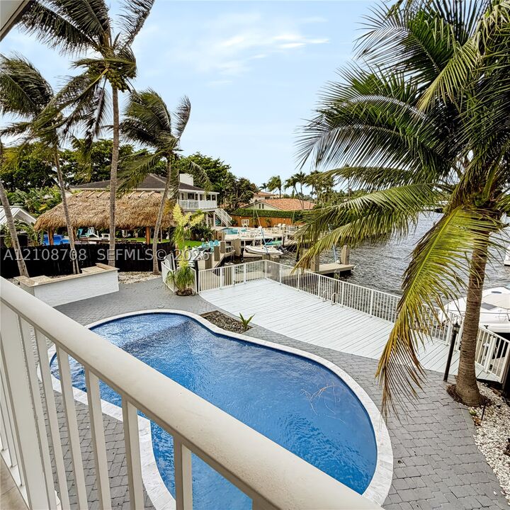 Property Photo:  2445 SE 8th St  FL 33062 