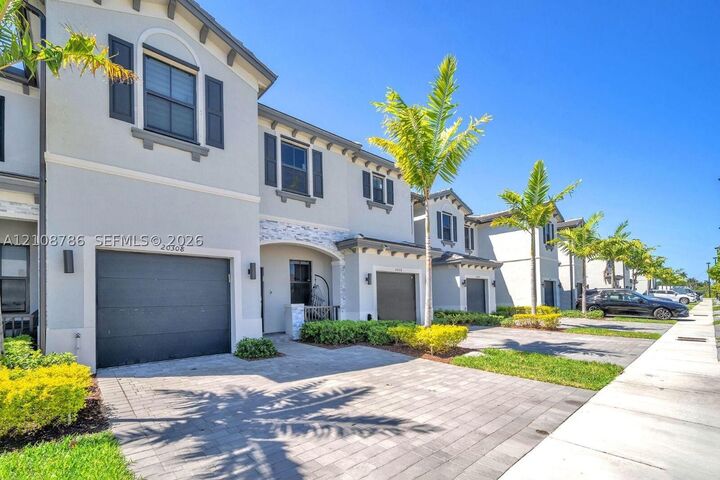 Property Photo:  20308 NW 6th Pl  FL 33169 