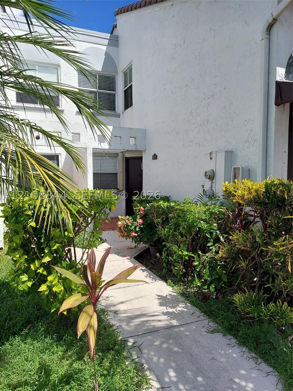 Property Photo:  4693 NW 97th Ct 31  FL 33178 