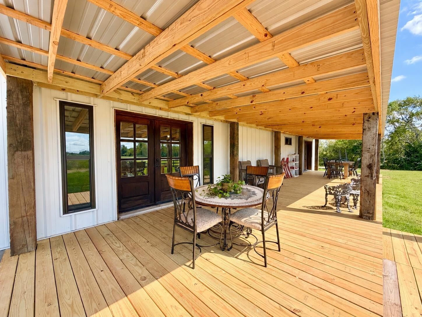 Property Photo: 1285 W Leblanc TX 77665