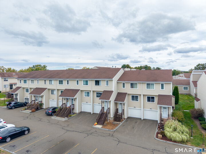 Property Photo:  306 Monticello Drive  CT 06405 
