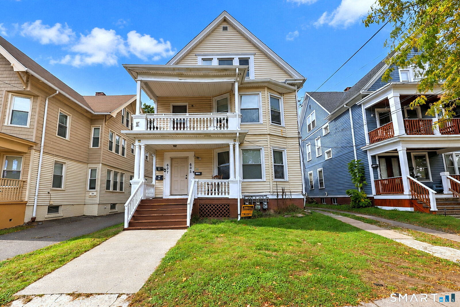 Property Photo: 605-607 Whalley Avenue CT 06511