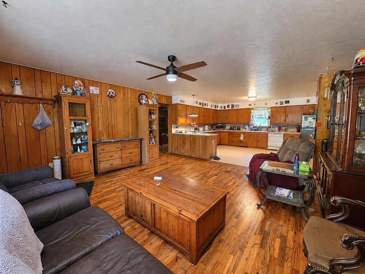 Property Photo:  1200 N Forest Avenue  MO 65802 